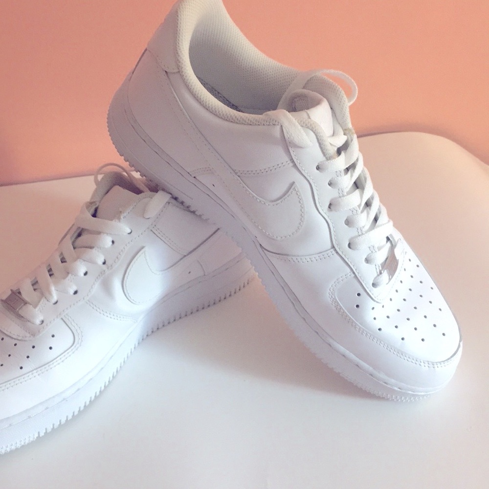 Air Force 1 triple white low 07 -men’s size 10